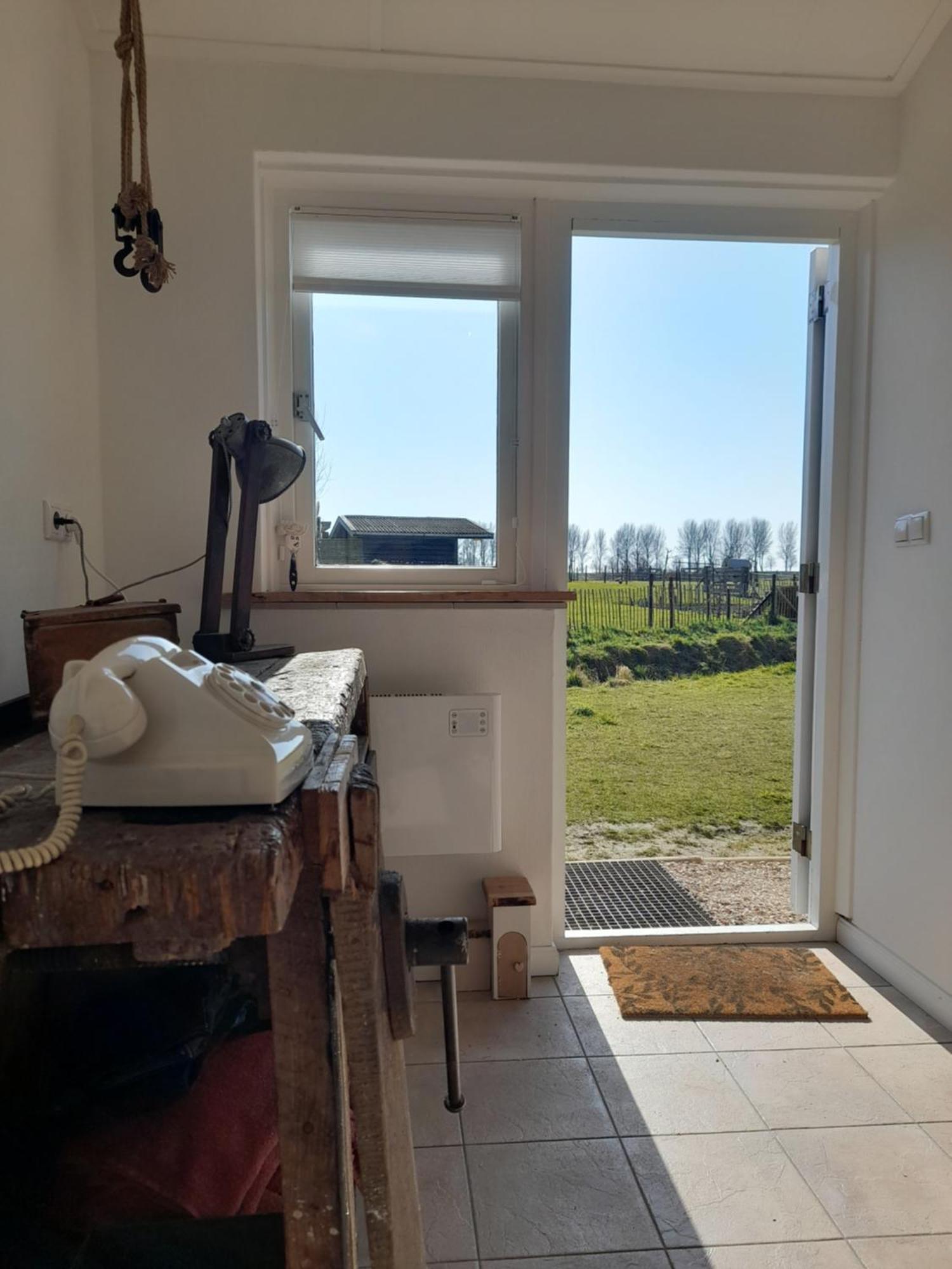 New Woodys Rust Aan De Zeeuwse Kust Hoofdplaat